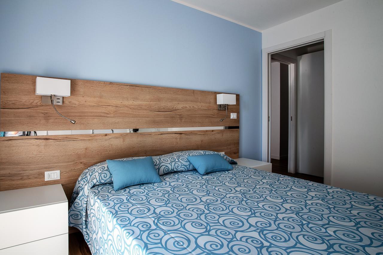 Aparthotel Miramare Градо Екстериор снимка