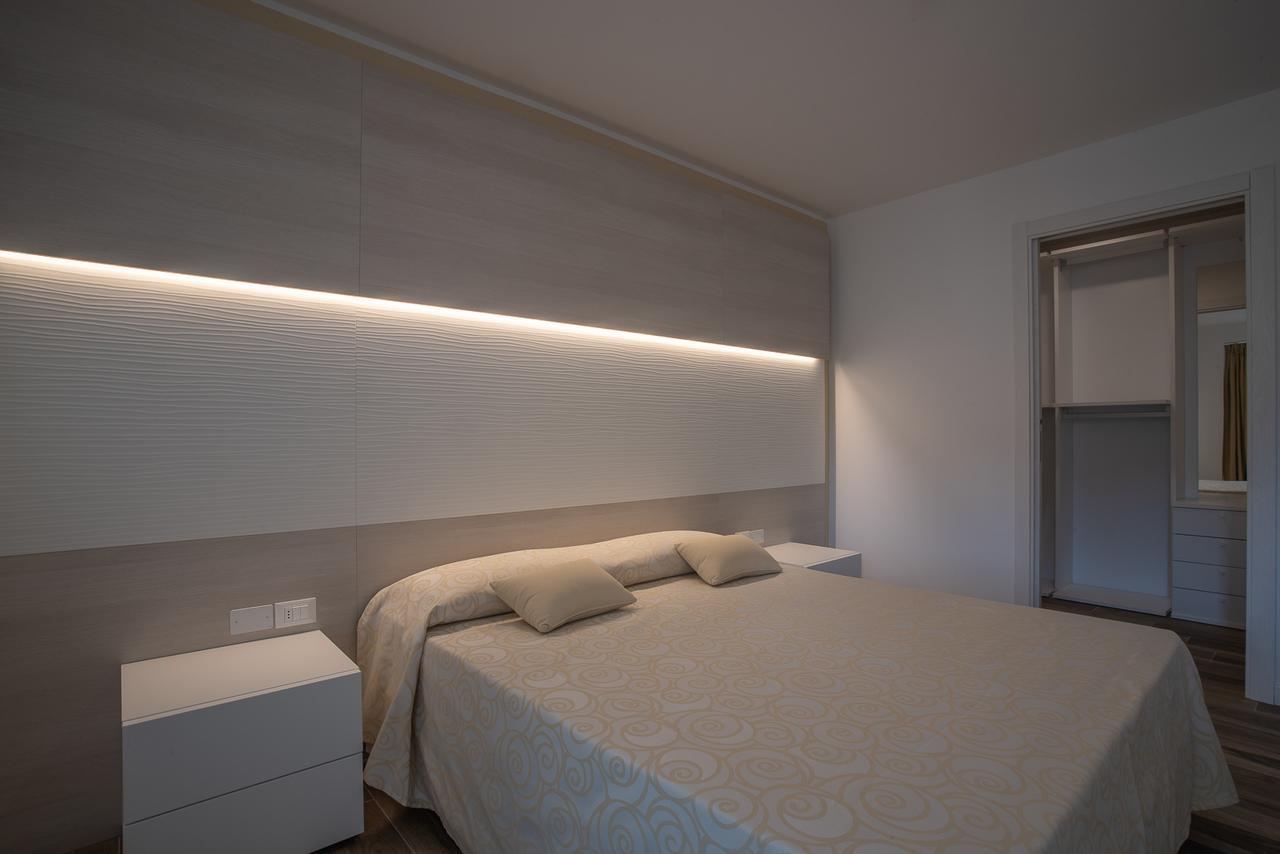 Aparthotel Miramare Градо Екстериор снимка