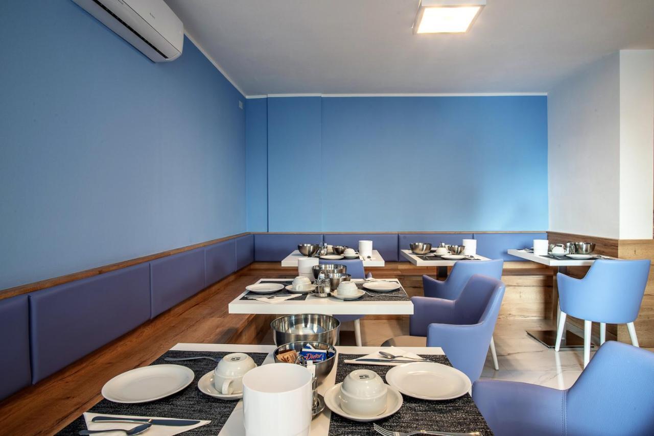 Aparthotel Miramare Градо Екстериор снимка